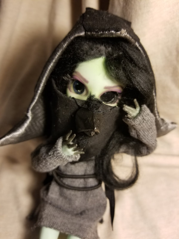 "Ravena" Monster High Doll Repaint (c) Emily White 2018  zombietoes.com