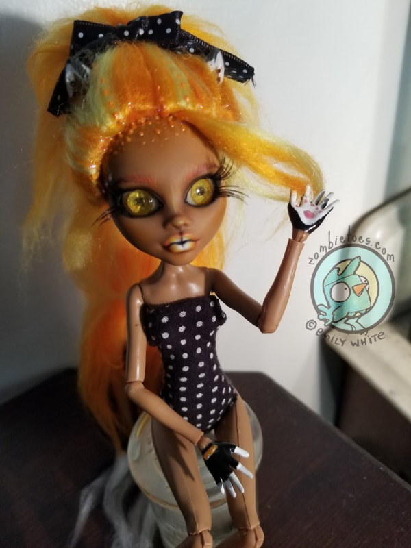 "Farrah" Monster High Doll Repaint (c) Emily White 2018  zombietoes.com